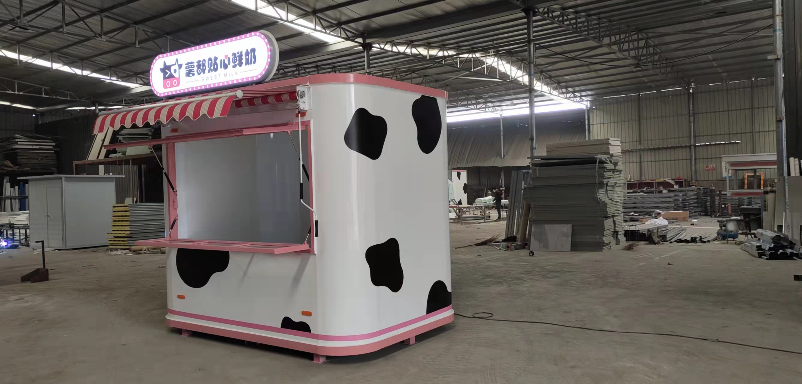 崗?fù)どa(chǎn)車(chē)間實(shí)拍